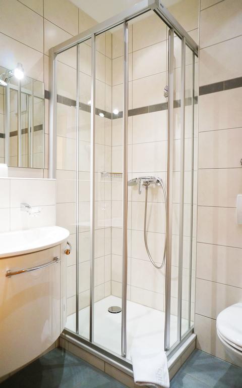 Haus Renate Hotell Bad Füssing Eksteriør bilde